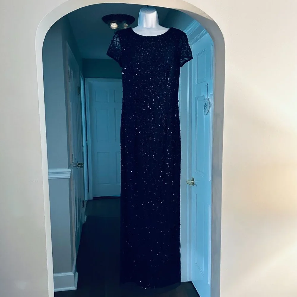 Adrianna Papell Low Back Beaded Sequin Navy Blue Column Gown Size 6 - Picture 6 of 6